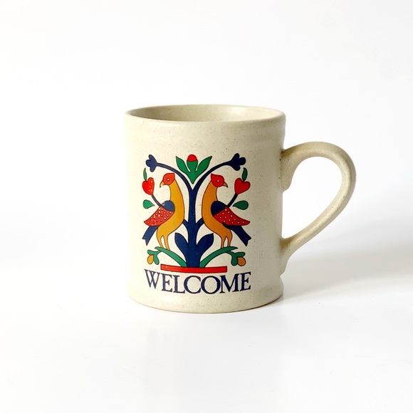 Set of 3 Vintage Folk Art Welcome Mugs - Picture 4 of 4
